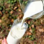 Fresh milk nutrition facts.